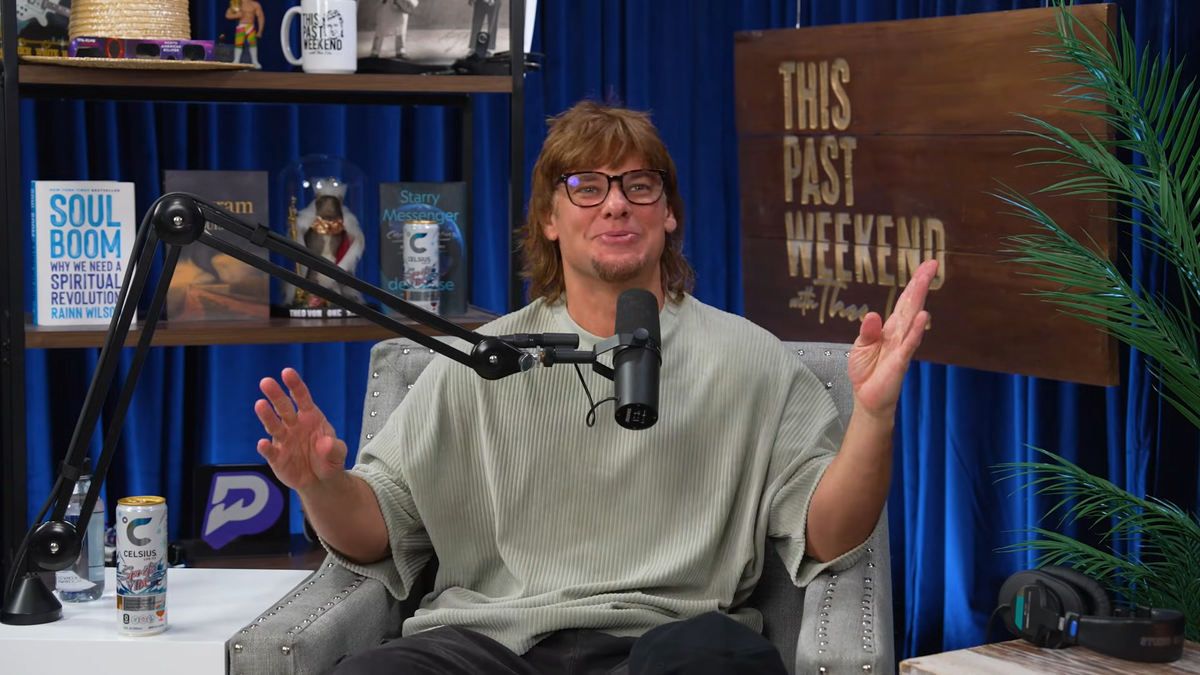 Theo Von & Dave Smith Bemoan the Great Replacement and Anti-White Racism, Praise Nick Fuentes